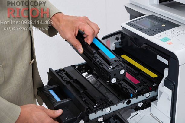 Sau khi được nhập khẩu về Việt Nam thì máy photocopy cũ thanh lý đều được kiểm tra kĩ càng, vệ sinh sạch sẽ, thay thế linh kiện chính hãng nếu cần, để khi đến tay người dùng thì những chiếc máy này đều ở tình trạng 90-95% mới kể cả hình thức lẫn chất lượng