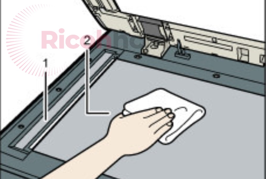 Cần vệ sinh gương phản xạ định kỳ để bộ phận này được sạch sẽ. Việc này giúp bạn tránh khỏi tình trạng máy photocopy bị nhòe mất chữ