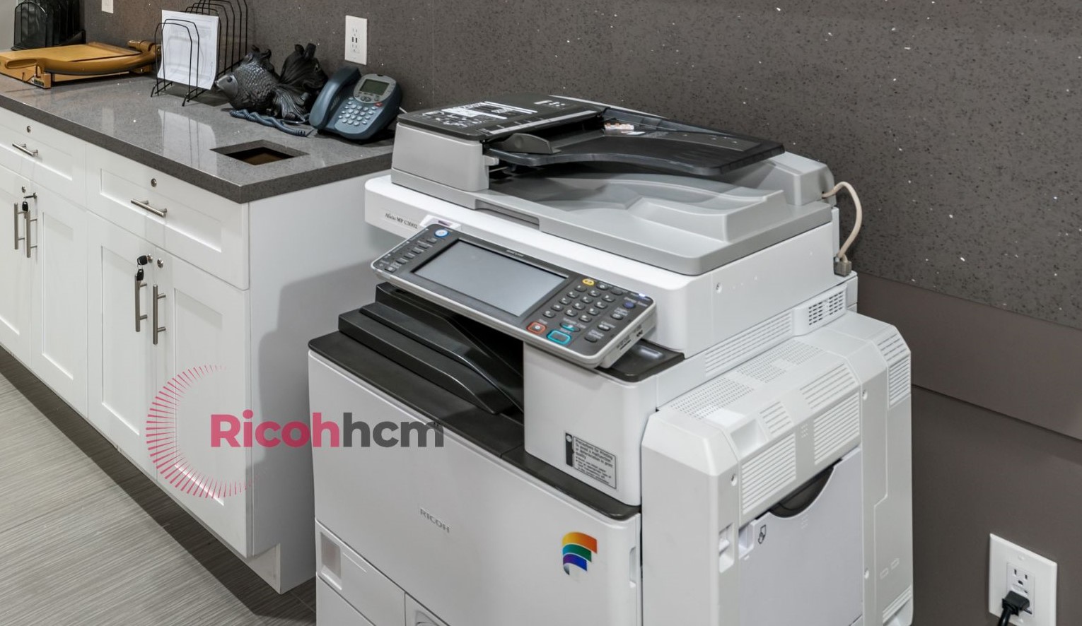Mua máy photocopy màu nếu đủ tài chính