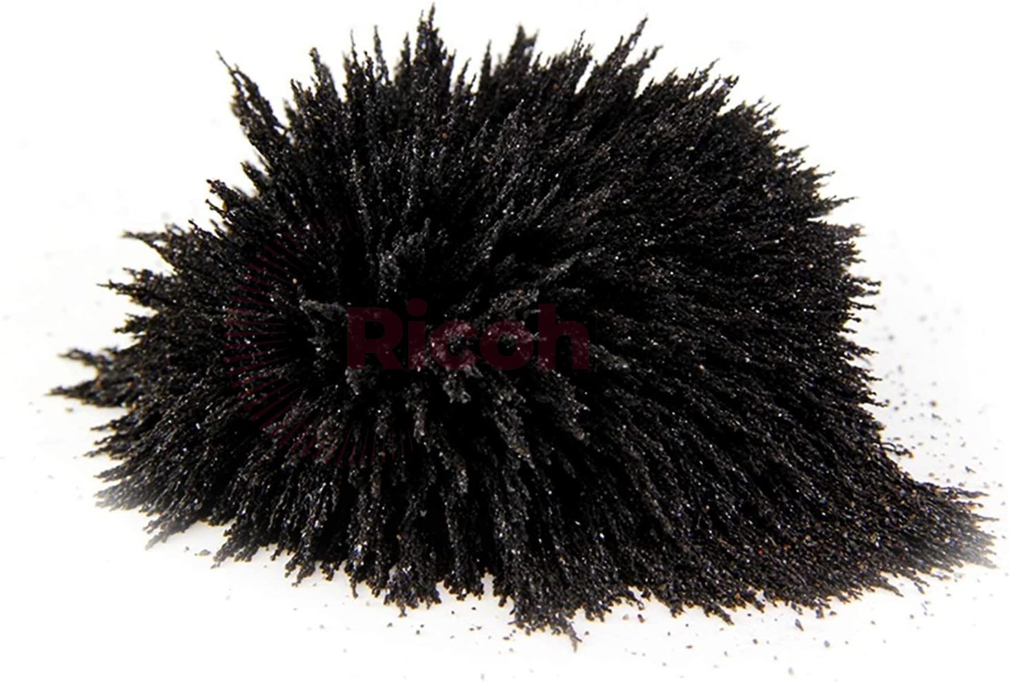 Mực máy cũng là bộ phận quan trọng của máy photocopy , thường ở dạng bột màu đen, là thành phần không thể thiếu khi thực hiện việc in ấn.