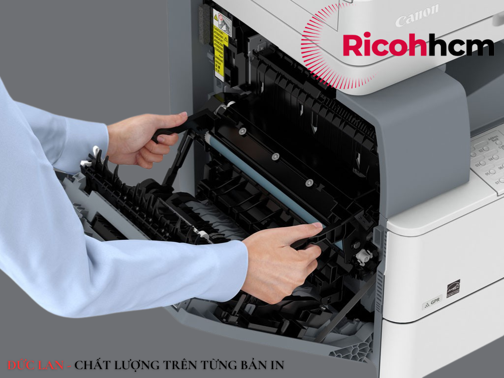 Một trong những cách chăm sóc để máy luôn bền đẹp và tuổi thọ cao là vệ sinh và bảo dưỡng máy photocopy định kỳ