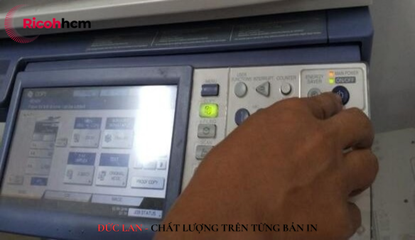 Chỉnh mực máy photocopy Toshiba - Tắt nguồn máy để chuẩn bị